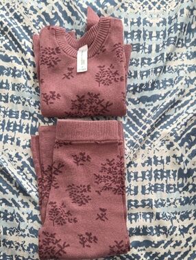 Kids Matching Set - Mauve Floral Knit Sweater & Pants